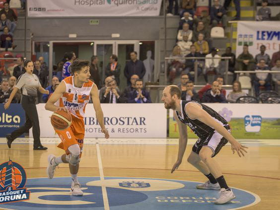 El Leyma Coruña pelea hasta el final ante el Retabet Bilbao Basket (64-74)